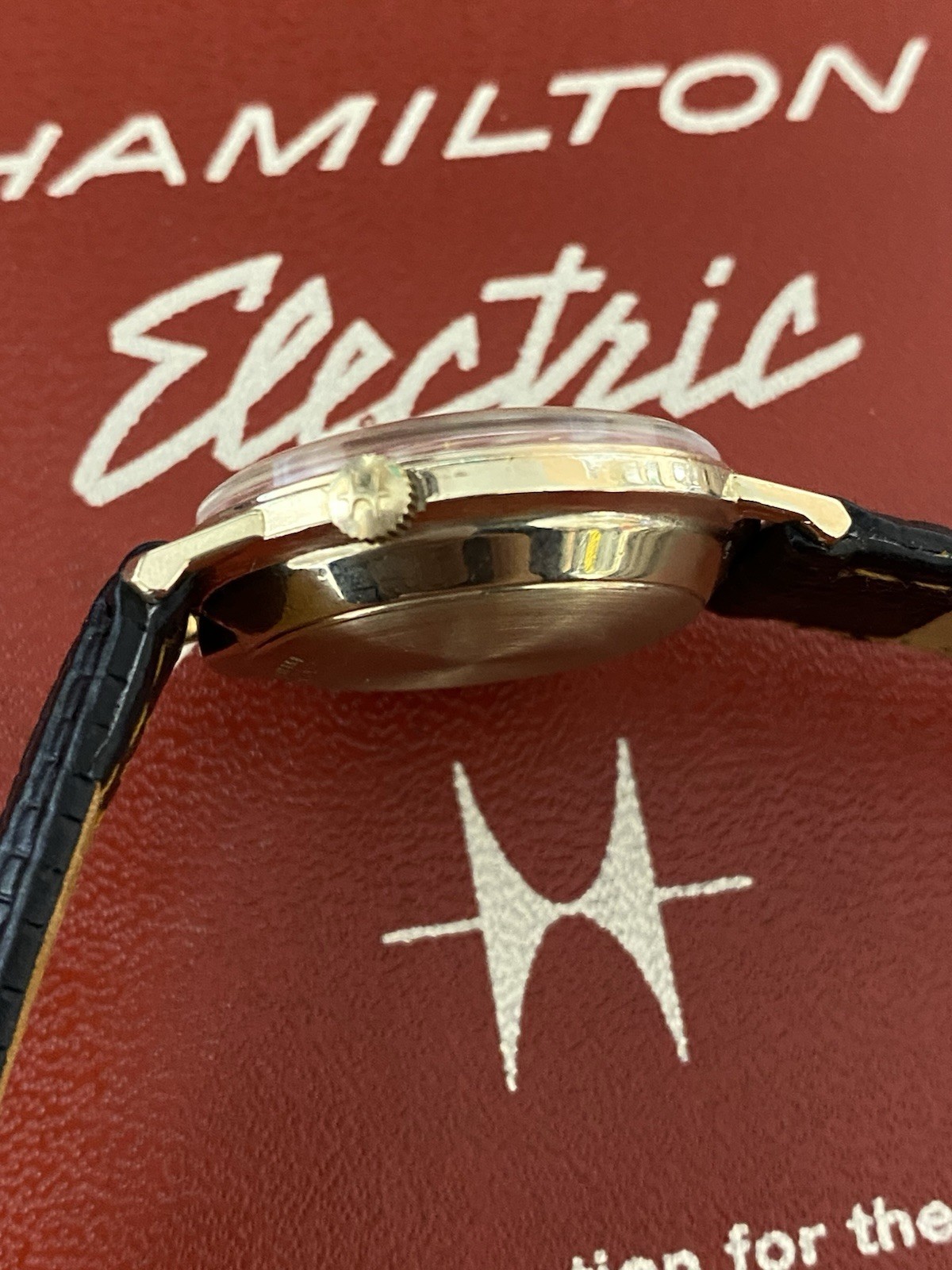 Hamilton Electric Watch NAUTILUS 601-Refurbished 505 NEW CONTACT-1 YEAR WARRANTY