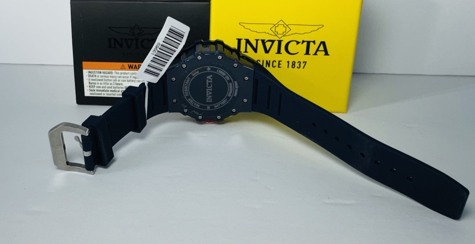 Invicta Racing Vaulthan Men’s Watch 44mm Navy Blue Yellow Red 69661