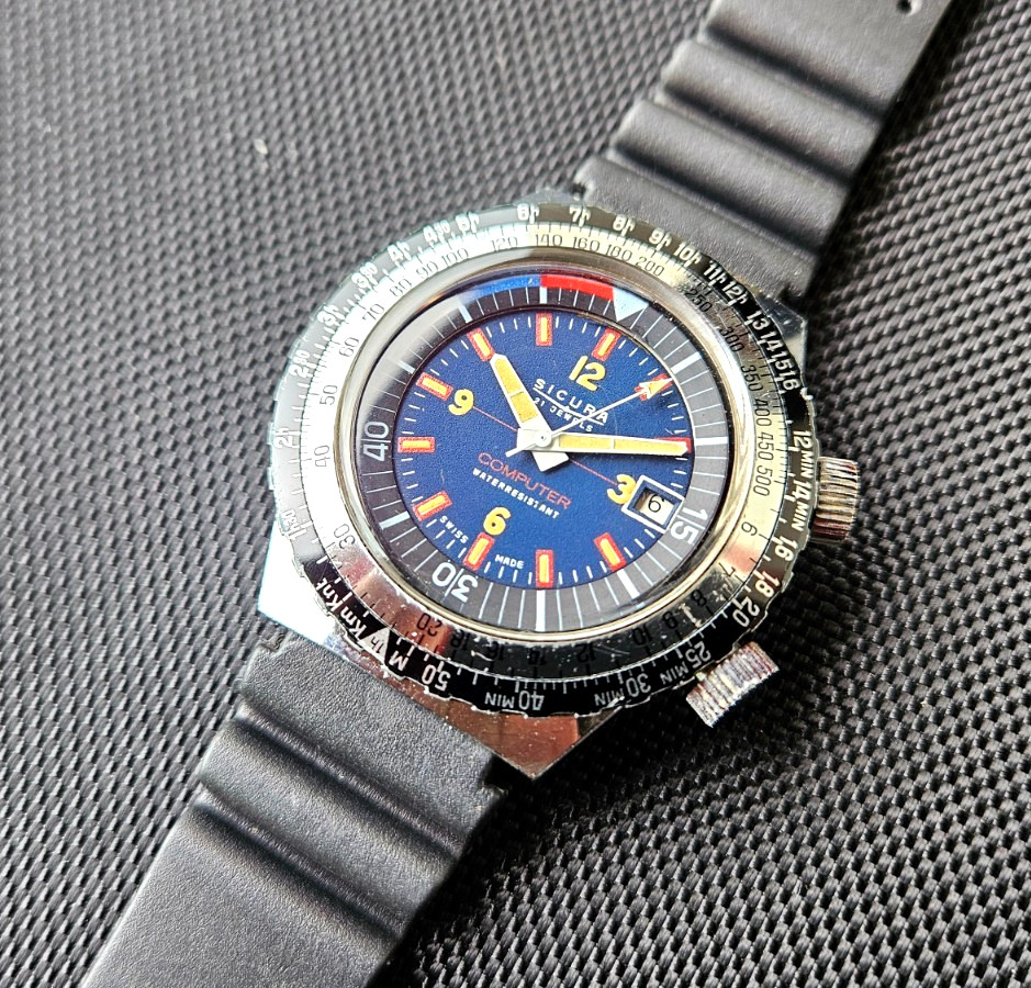 Sicura 21 Jewels Computer blue Dial manual wind rotating bezel Vintage
