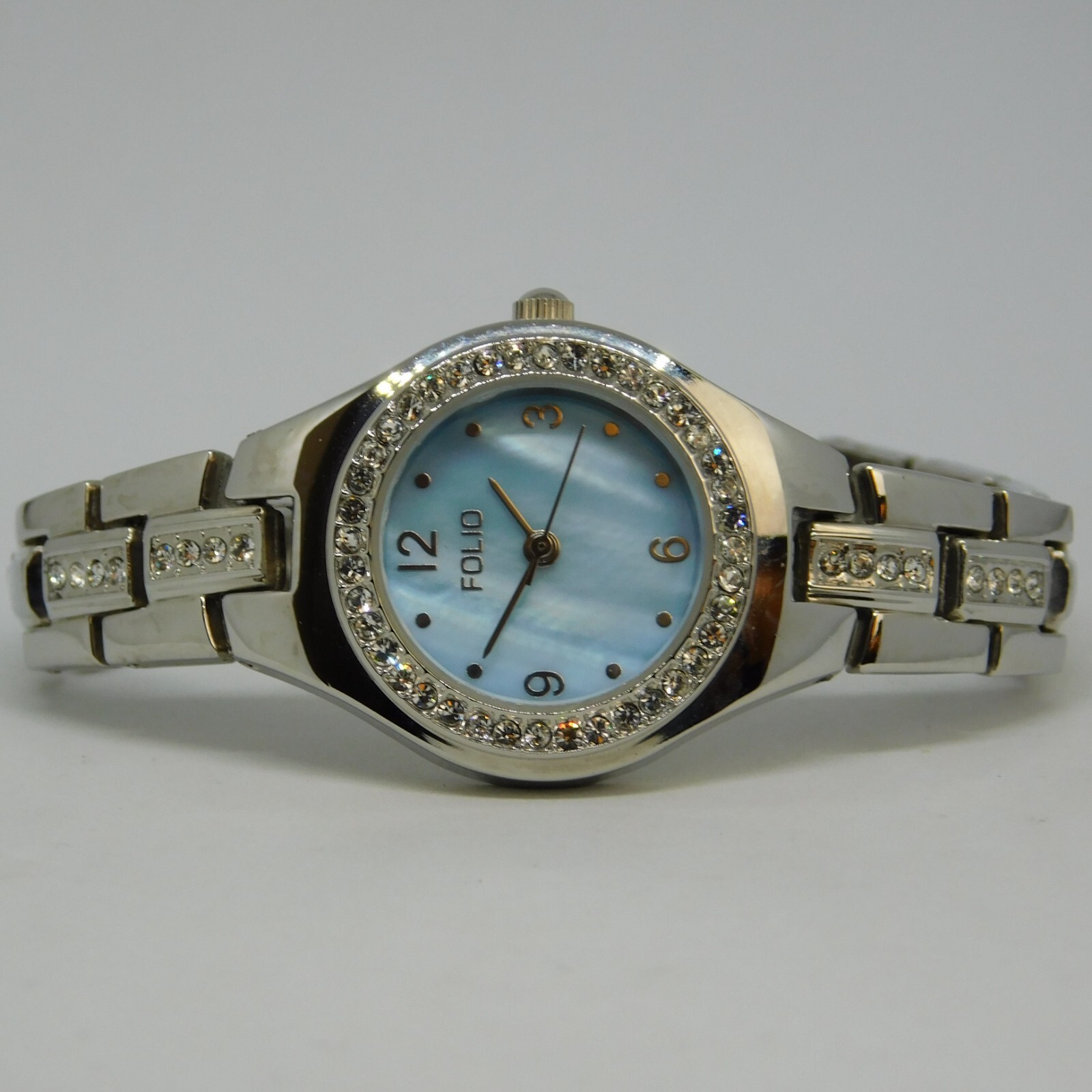 FOLIO FMDFOL051 Silver Tone Quartz Analog Women’s Watch Sz. 6 1/4″ New Battery