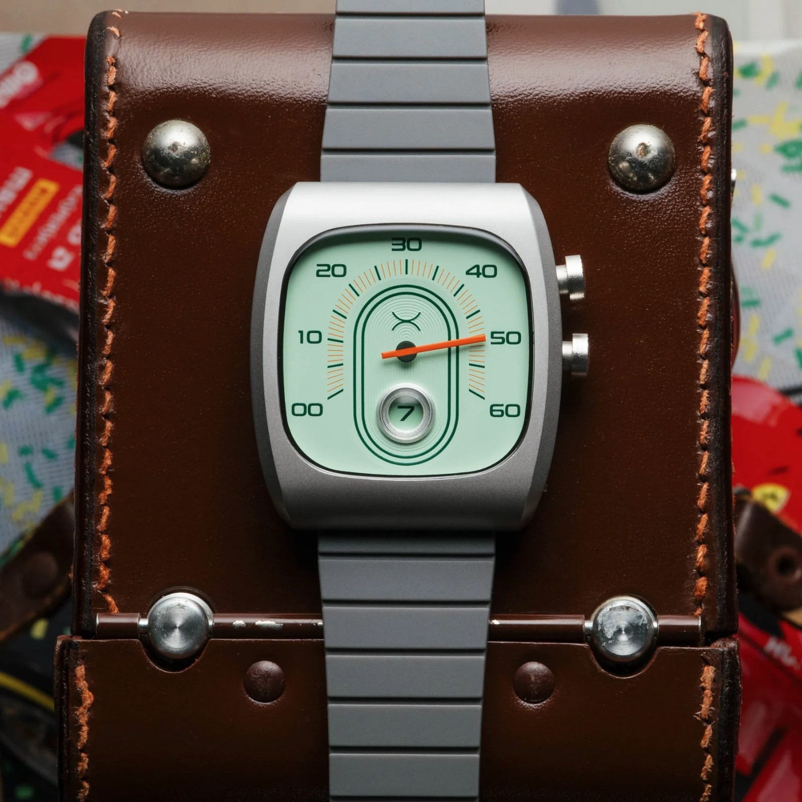 New Xeric Retroscope Retrograde Jump Hour, Vintage Mint/Orange colorway