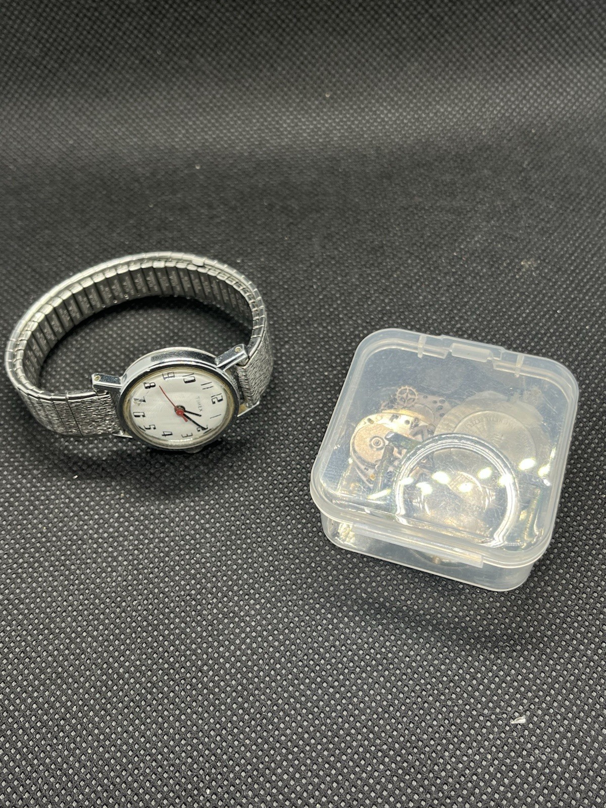 Timex Women’s Vintage 1960s Manual Wind 7J Silver Stretch Bracelet White Dial