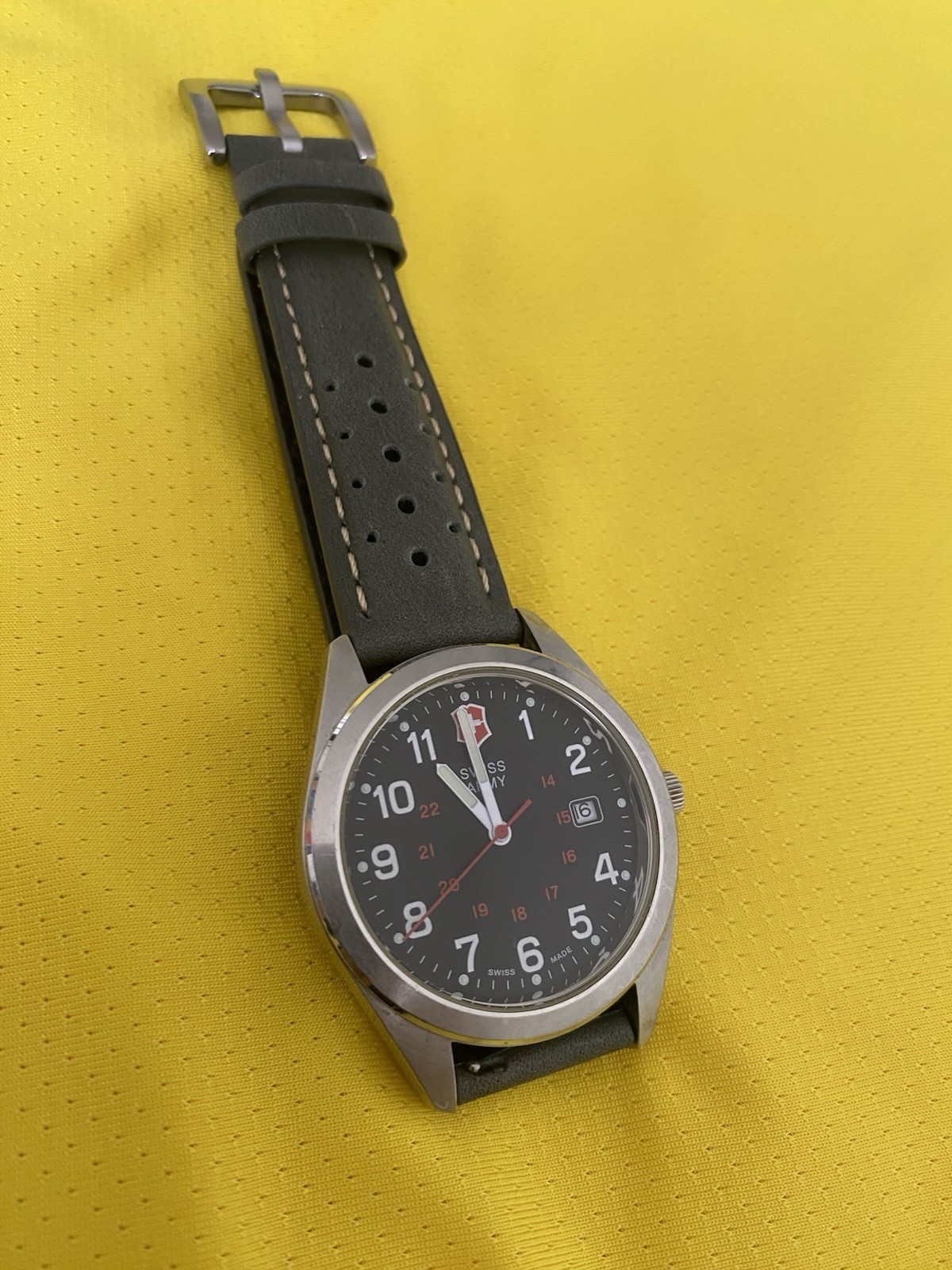 Victorinox Garrison Collection 241083 40mm Silver Stainless Steel Case Black Lea