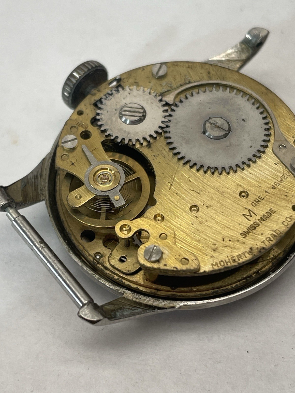 Vintage Genova Winding Watch Antimagnetic Swiss Made Mohertus Trading. 1 Jewel.