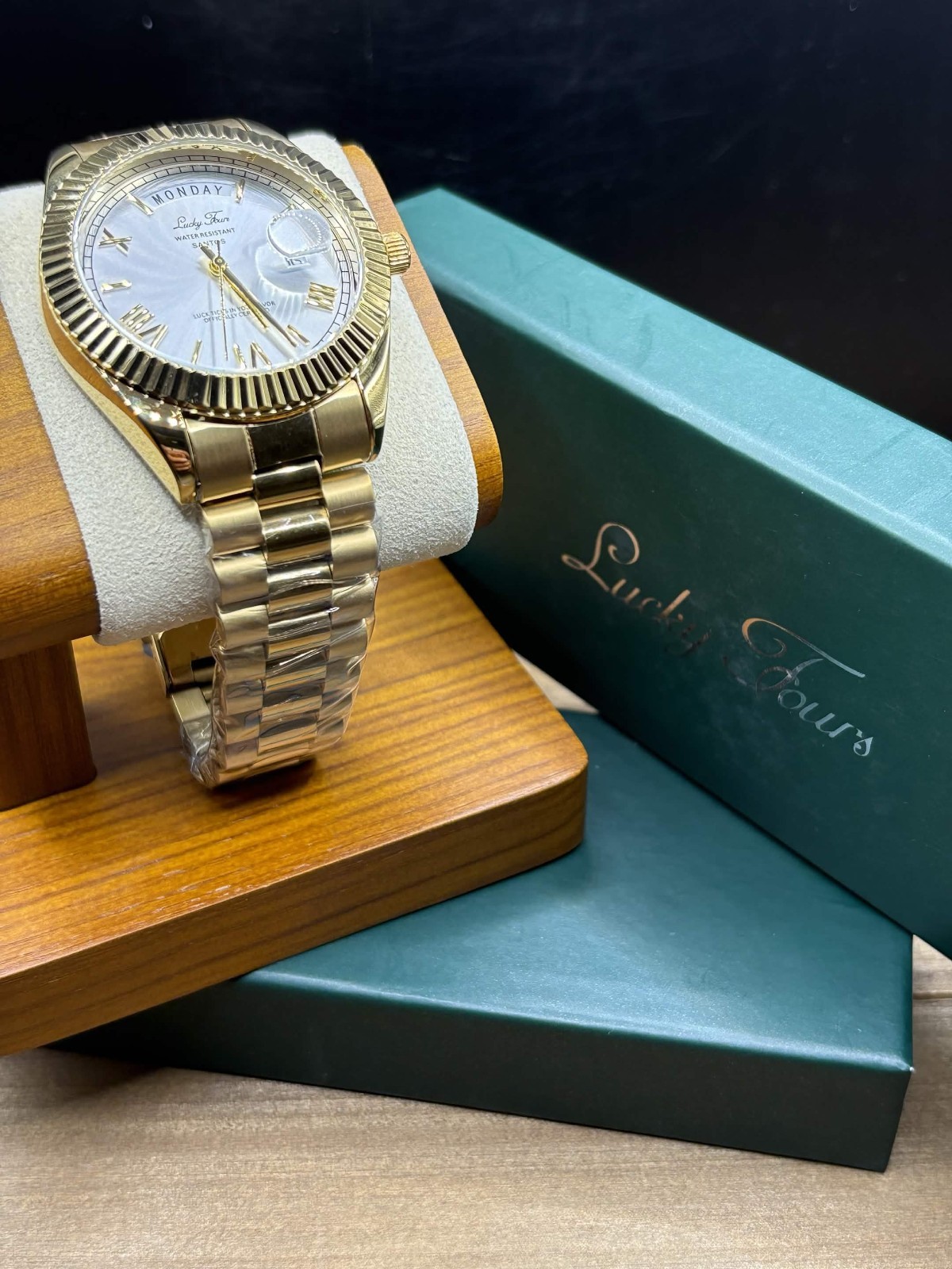 Lucky Fours Santos Day Date Men’s Watch Silver Dial Fluted Bezel New in Box