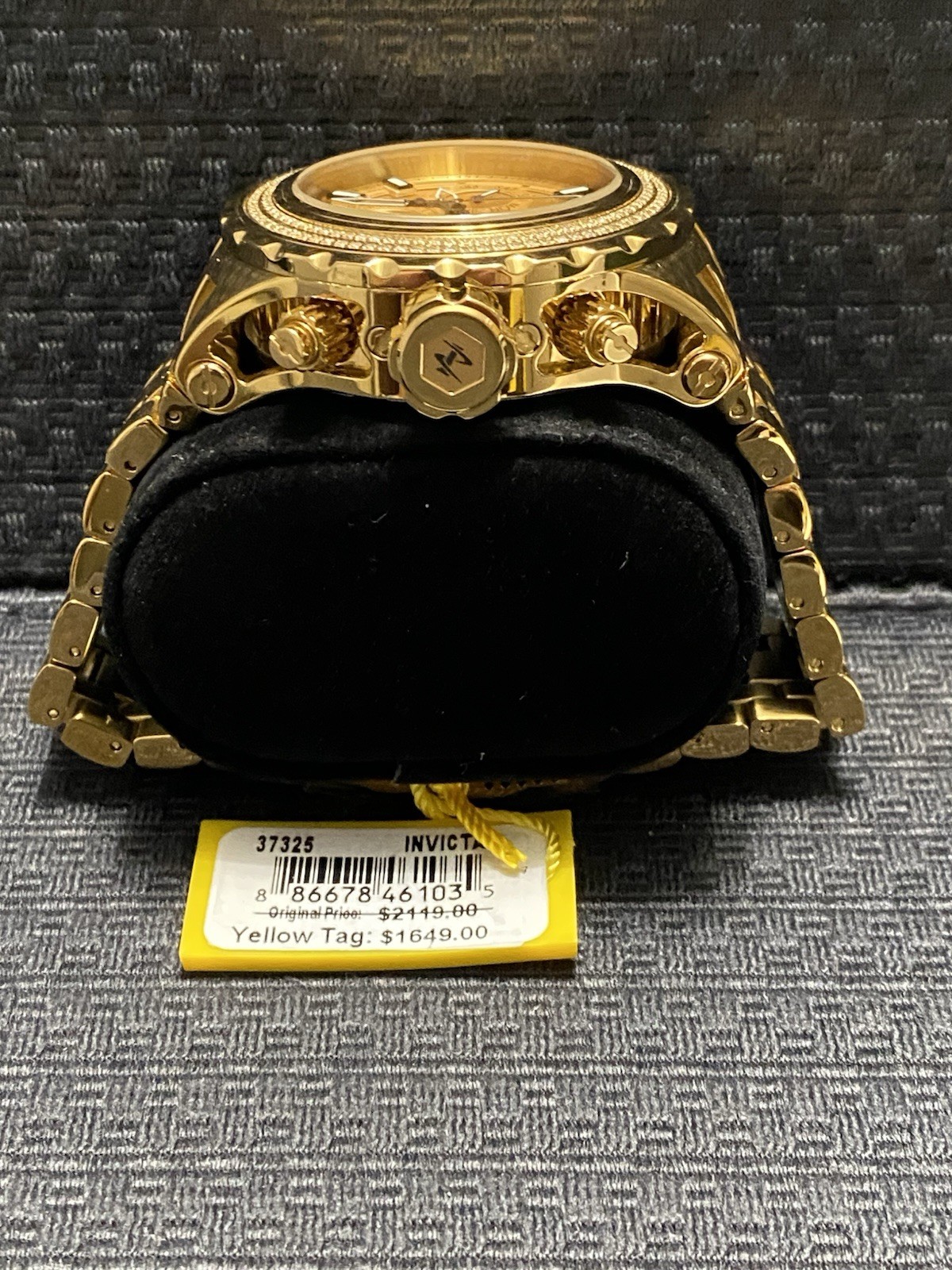 Invicta Reserve Subaqua Specialty.71 CTW Diamond Bezel Gold Watch, Model #37325