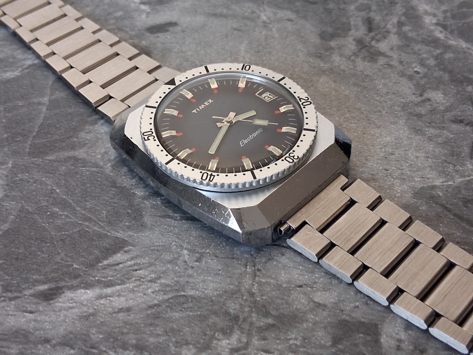 Serviced 1972 Timex West Germany Electronic Dive Style Men’s Vintage Watch RARE