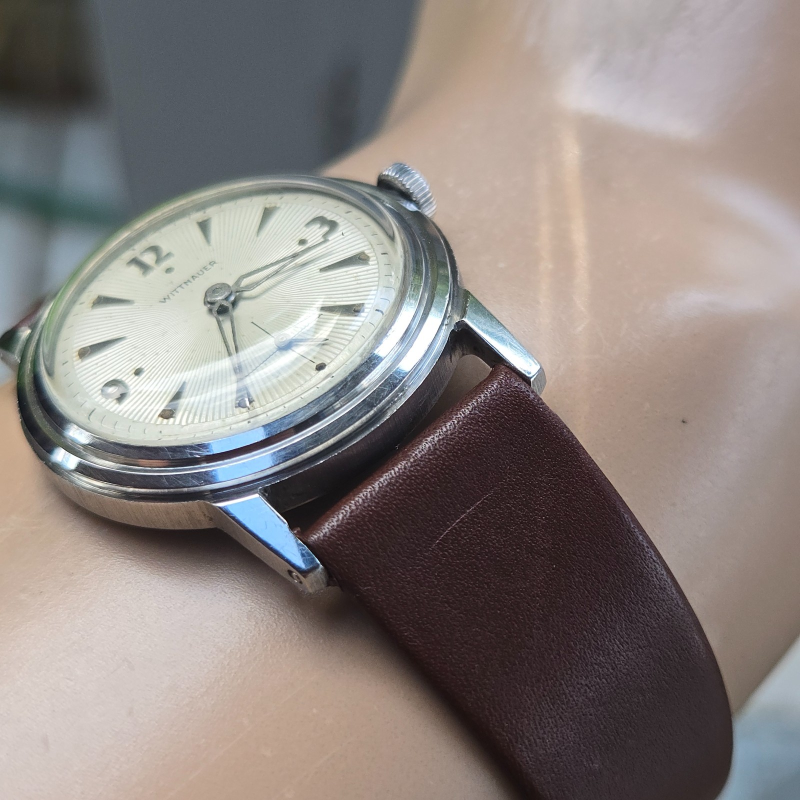 Vintage WITTNAUER men’s manual wind watch 10SG Sunburst dial 1950s