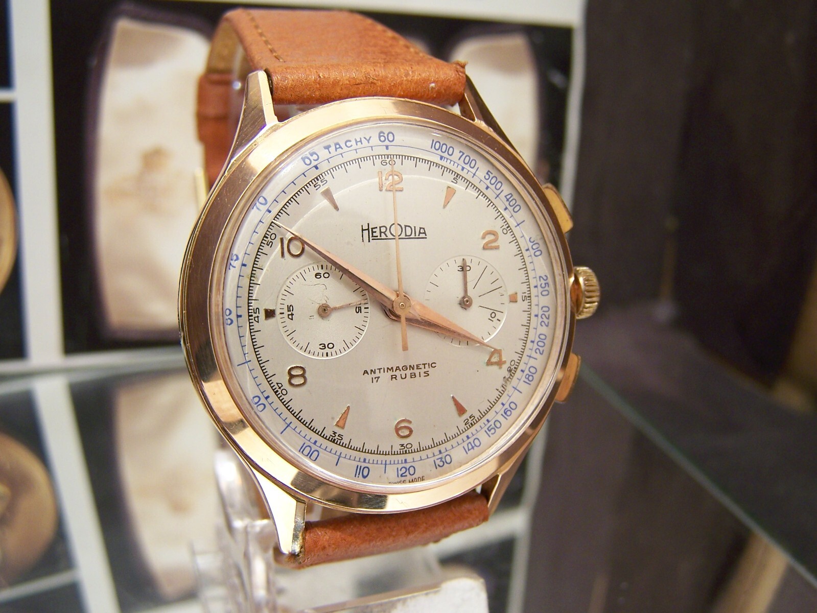 60’S SOLID 18K GOLD ANTIQUE VINTAGE 2 REG CHRONOGRAPH LEMANIA 1270 SWISS WATCH