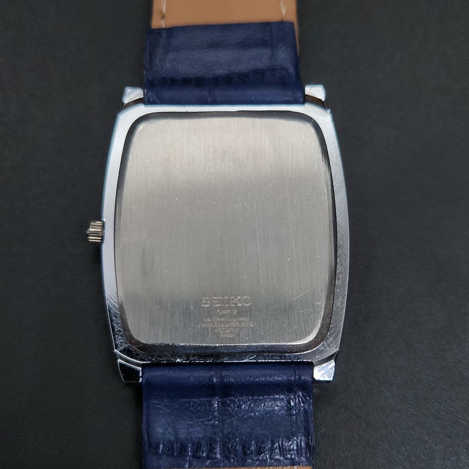 Vintage Seiko Slim Quartz 30MM Case Blue Dial Japanese Men’s Wrist Watch A16