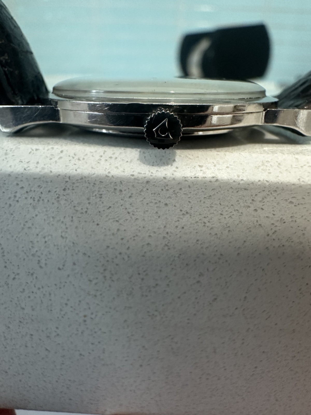 Universal Genève Ref. 842101 Ultra-Thin Manual Wind – Arabic Numeral Dial