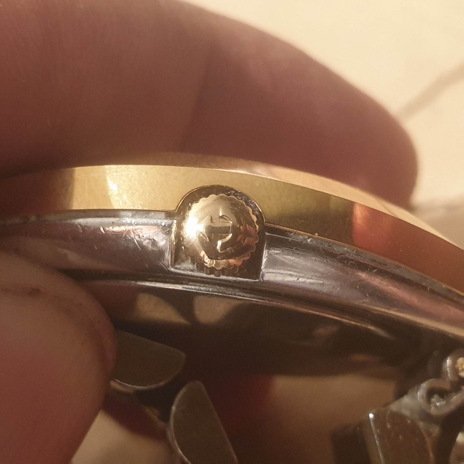 Vintage Rado Diastar Automatic Swiss Made Scratchproof Hardmetal Gold Dial Date