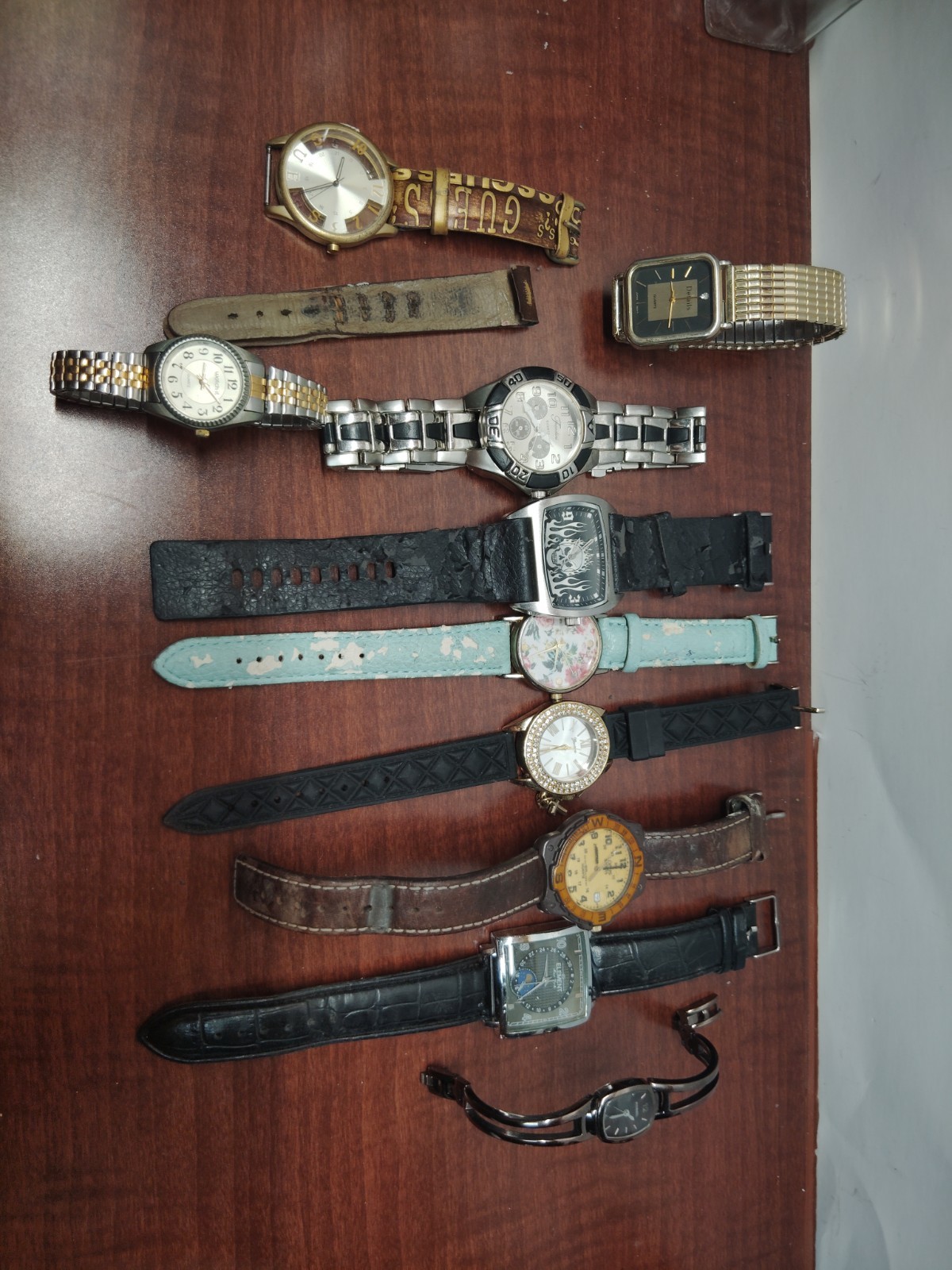 Lot Of 10 various Watches Untested