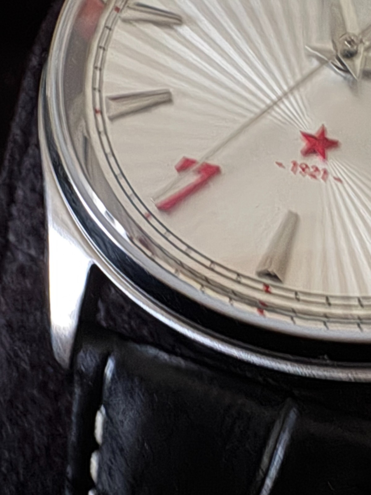 Shanghai Watch In Red | Prairie Fire | Caliber SH2130 39mm