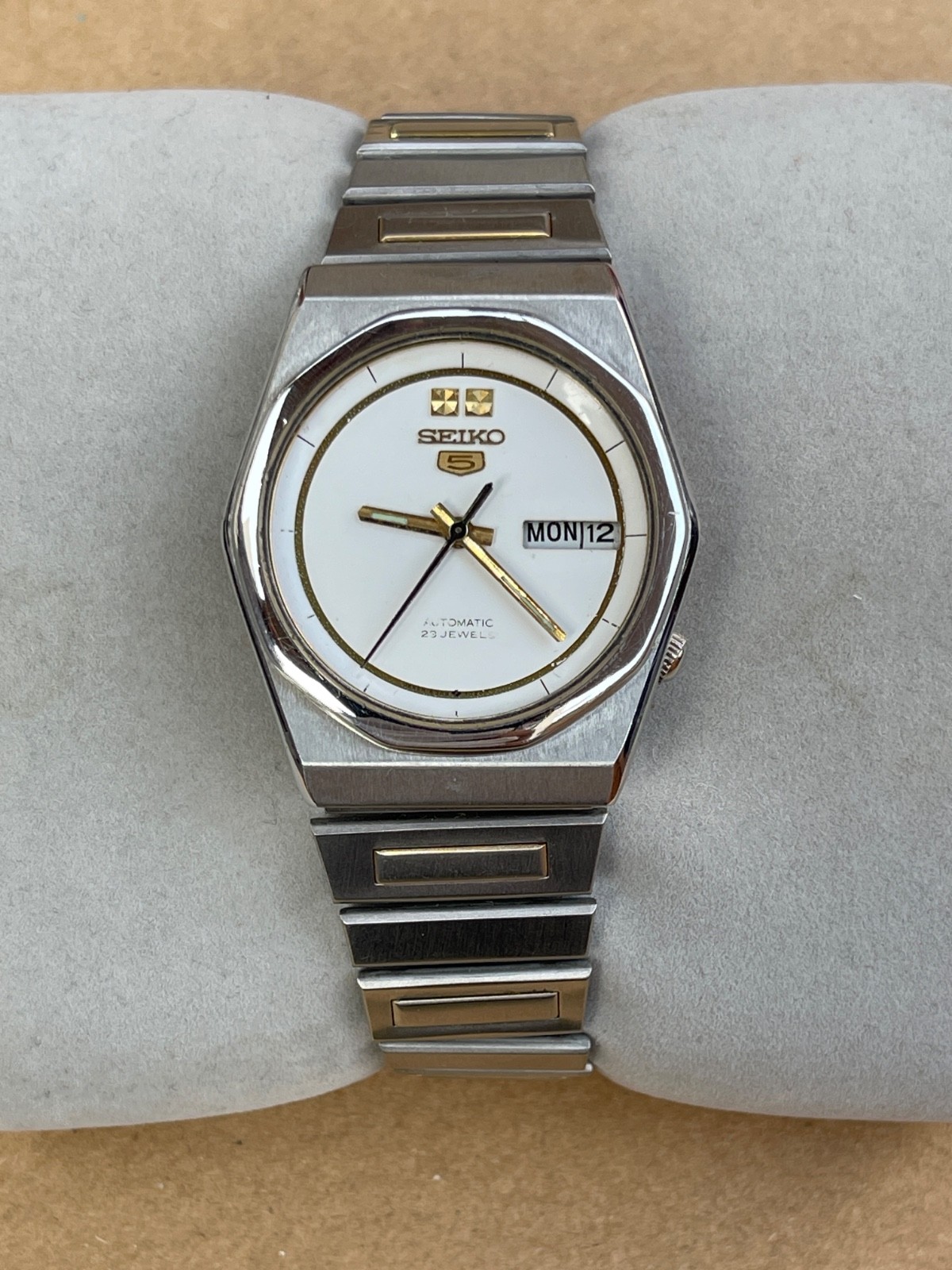 Seiko 5 6309 Vintage Automatic Day-Date 23 Jewels Japan Men’s Watch