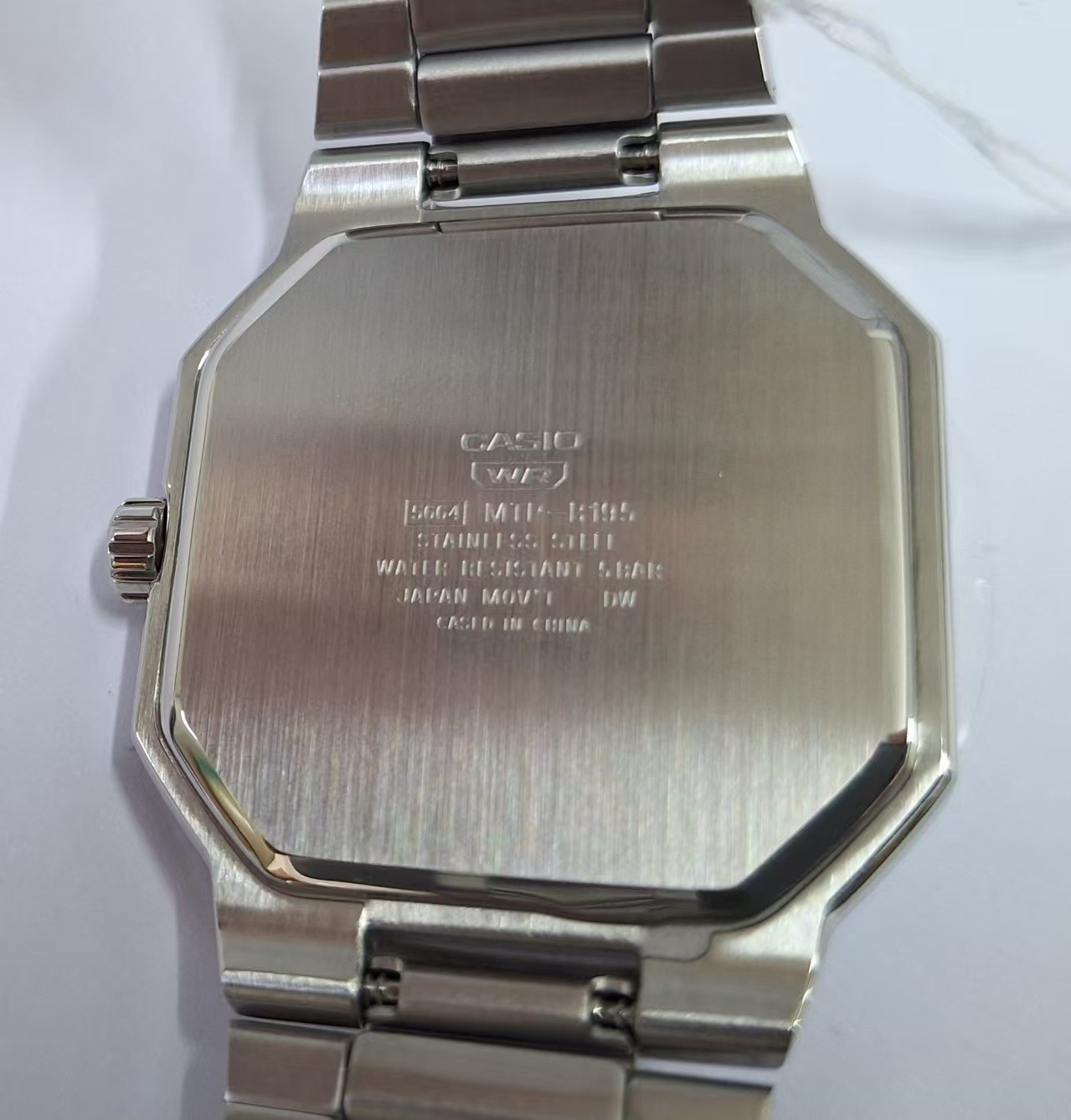 New CASIO MTP‑B195 Series MTP-B195D-3AV Green Dial Analog 38 mm Men’s Watch
