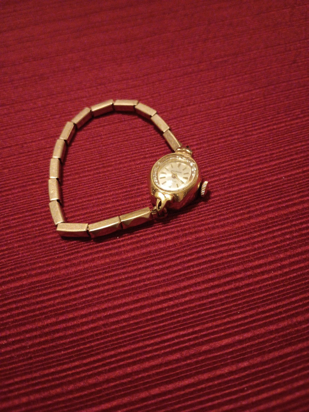 Vintage Waltham Incabloc Women’s Manual Wind Gold Tone Bracelet White Dial-RUNS