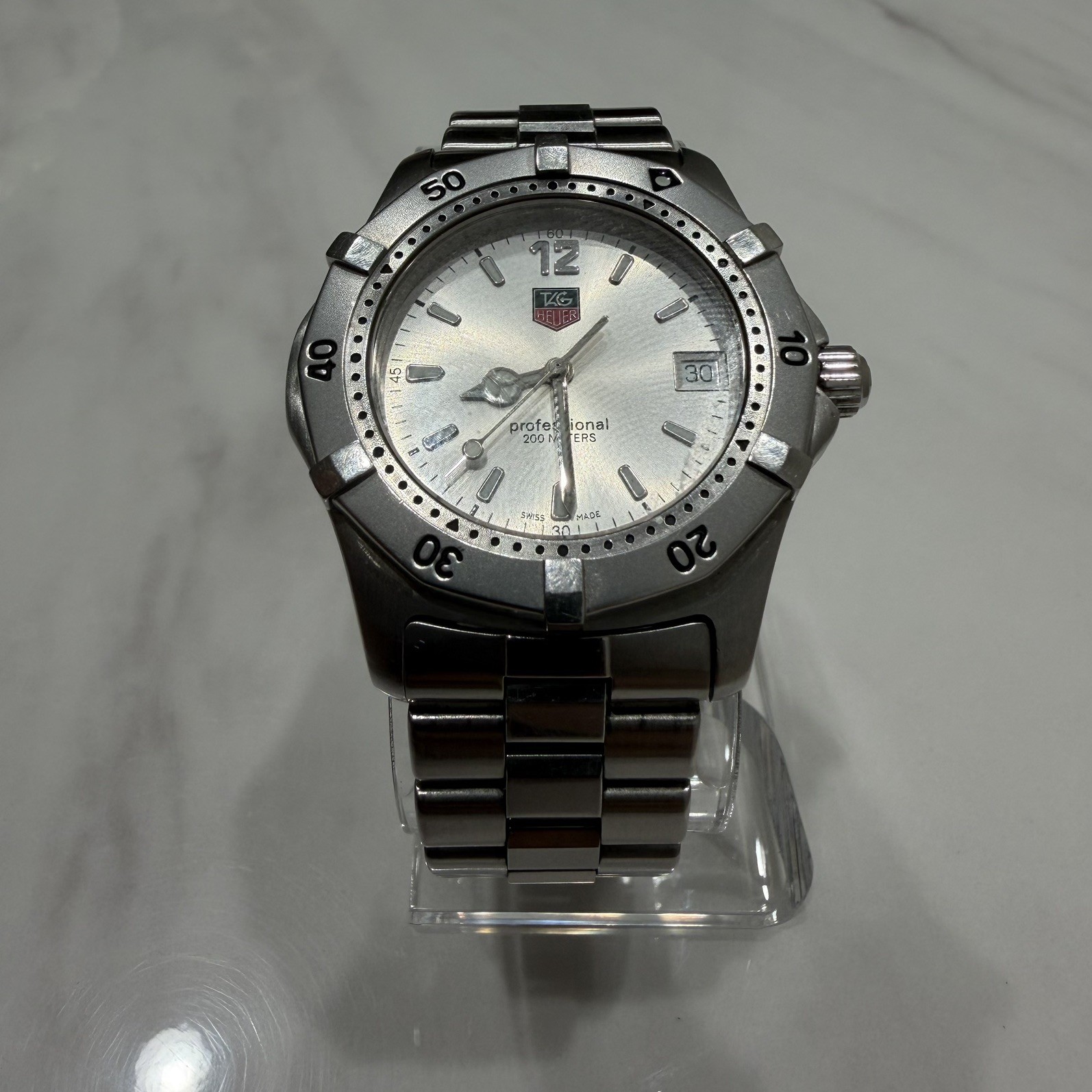 TAG Heuer 2000 Professional WK1112-0 Quartz Silver Dial 38mm Swiss Watch