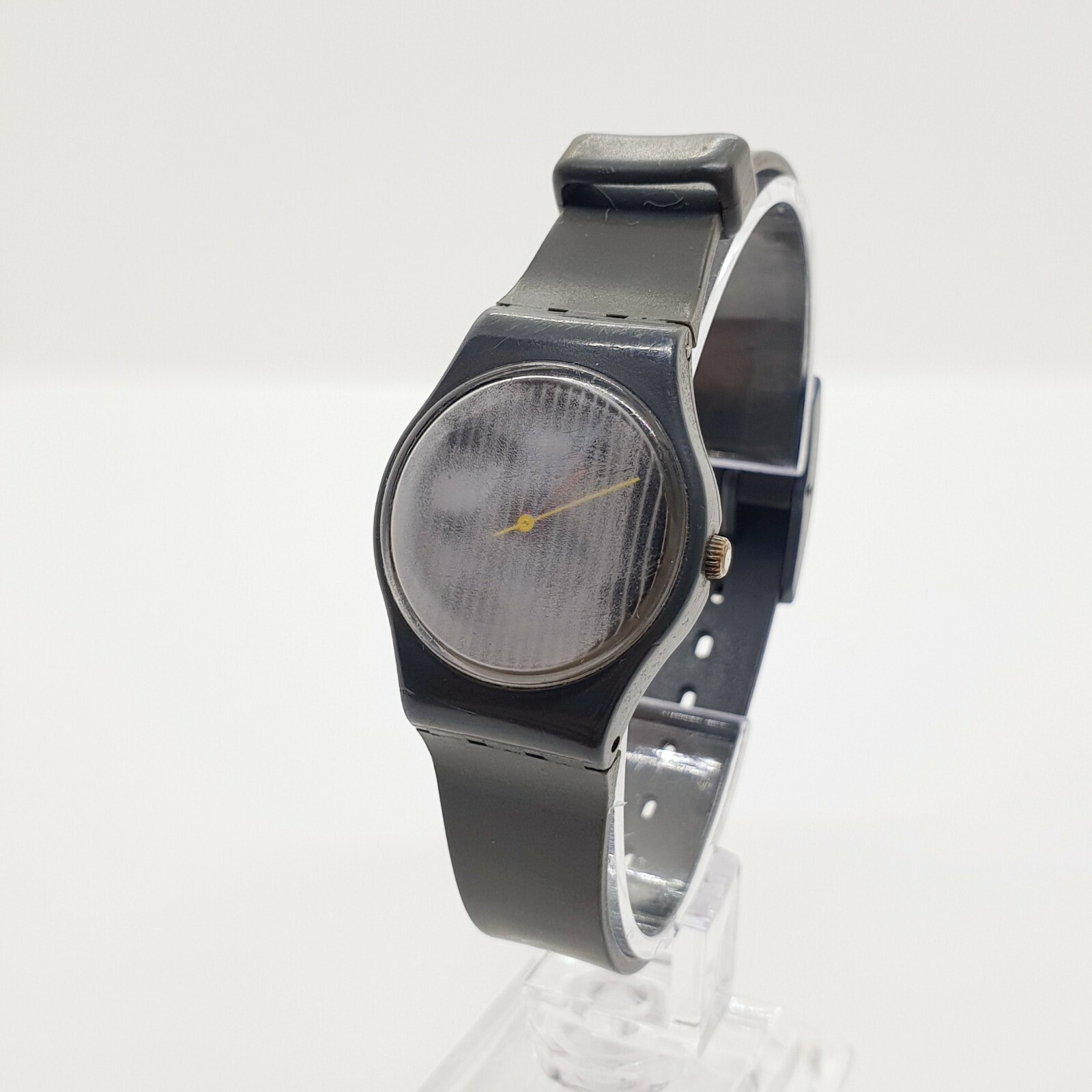 Vintage Red Yellow Blue Black and White Swatch Lady Watch for Women and Girls