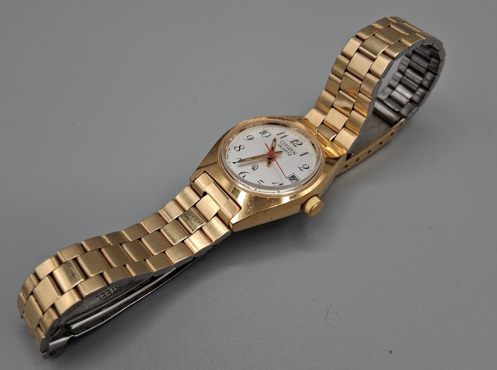 Citizen 1012-S072689 Gold-Tone Date Ladies Quartz 24mm Wrist Watch