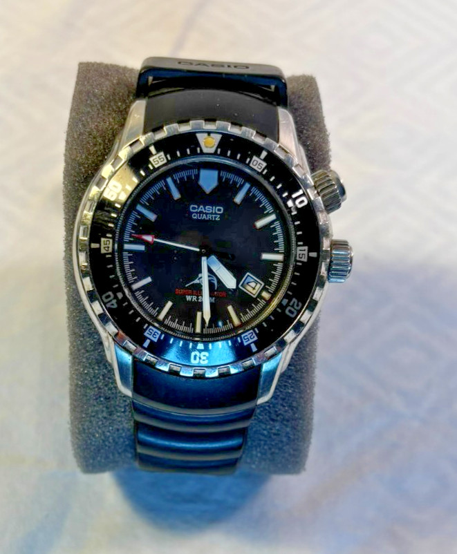 Vintage Casio MDV-102 Duro Marlin Super Illuminator 200M Diver Watch 3304