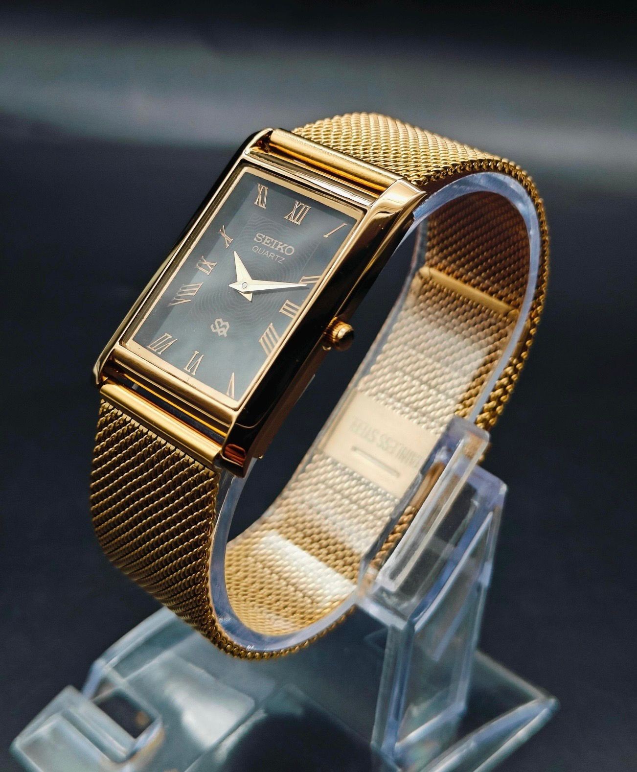 Rare Vintage Seiko Slim Quartz Men’s Wrist Watch