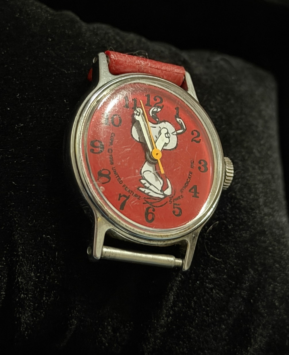 Vintage Snoopy Wristwatch Syndicate Inc Working See Description