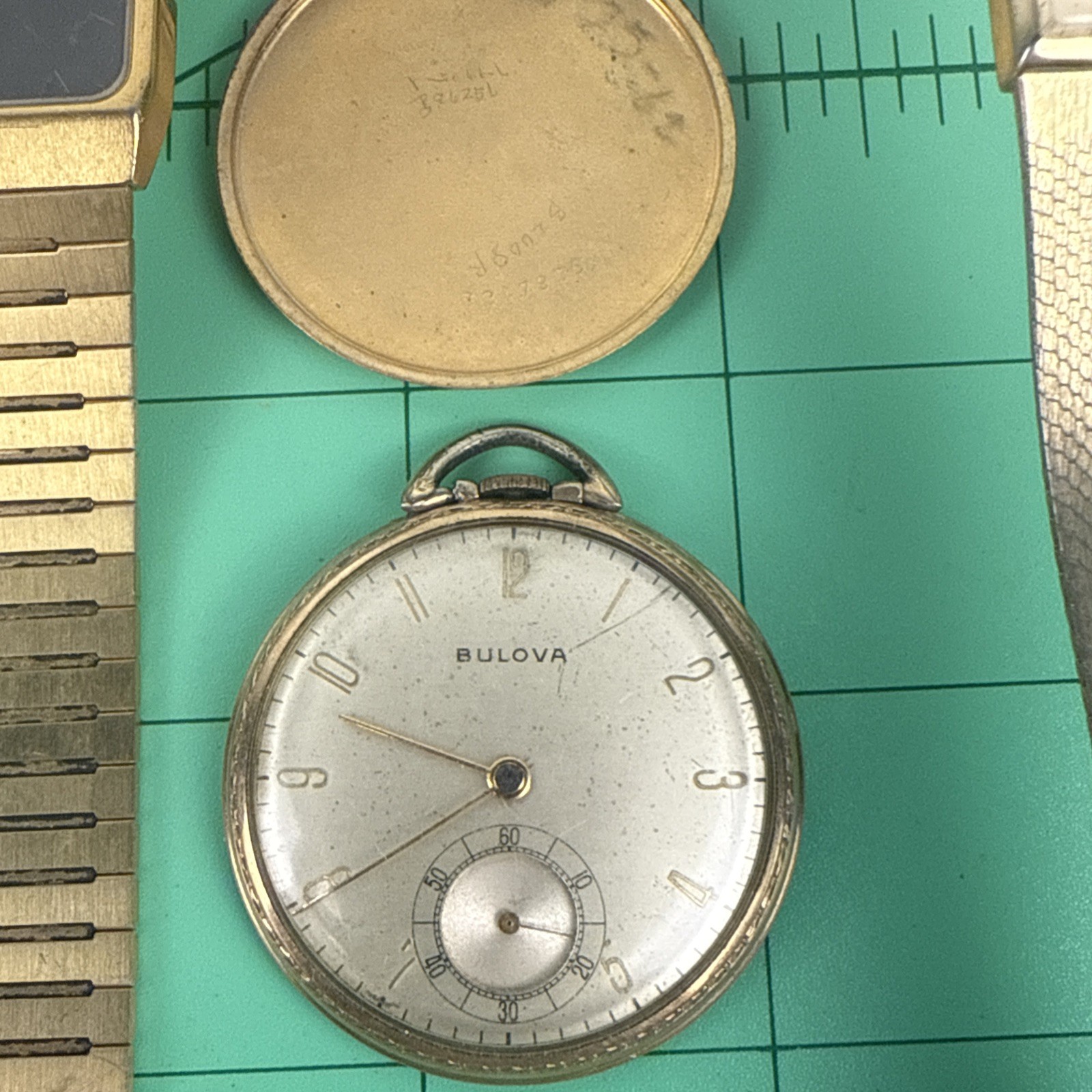 Lot Of 12 Vintage Watches Two Are Working See Description Seiko Ruxton Bulova
