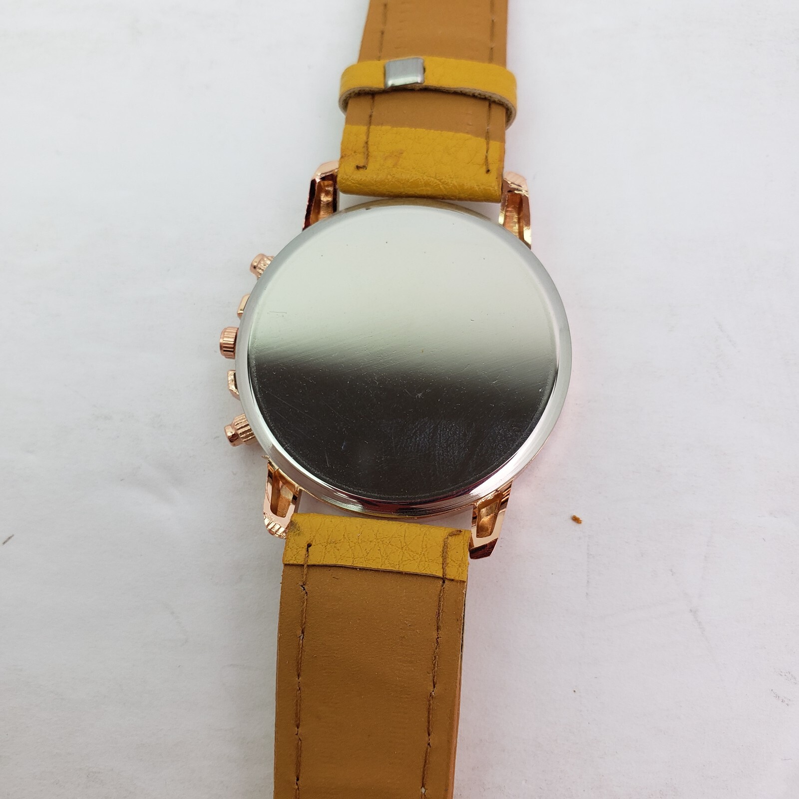 Unbranded Geneva Quartz Fashion Costume Adult Yellow Rose Gold Wrist Watch