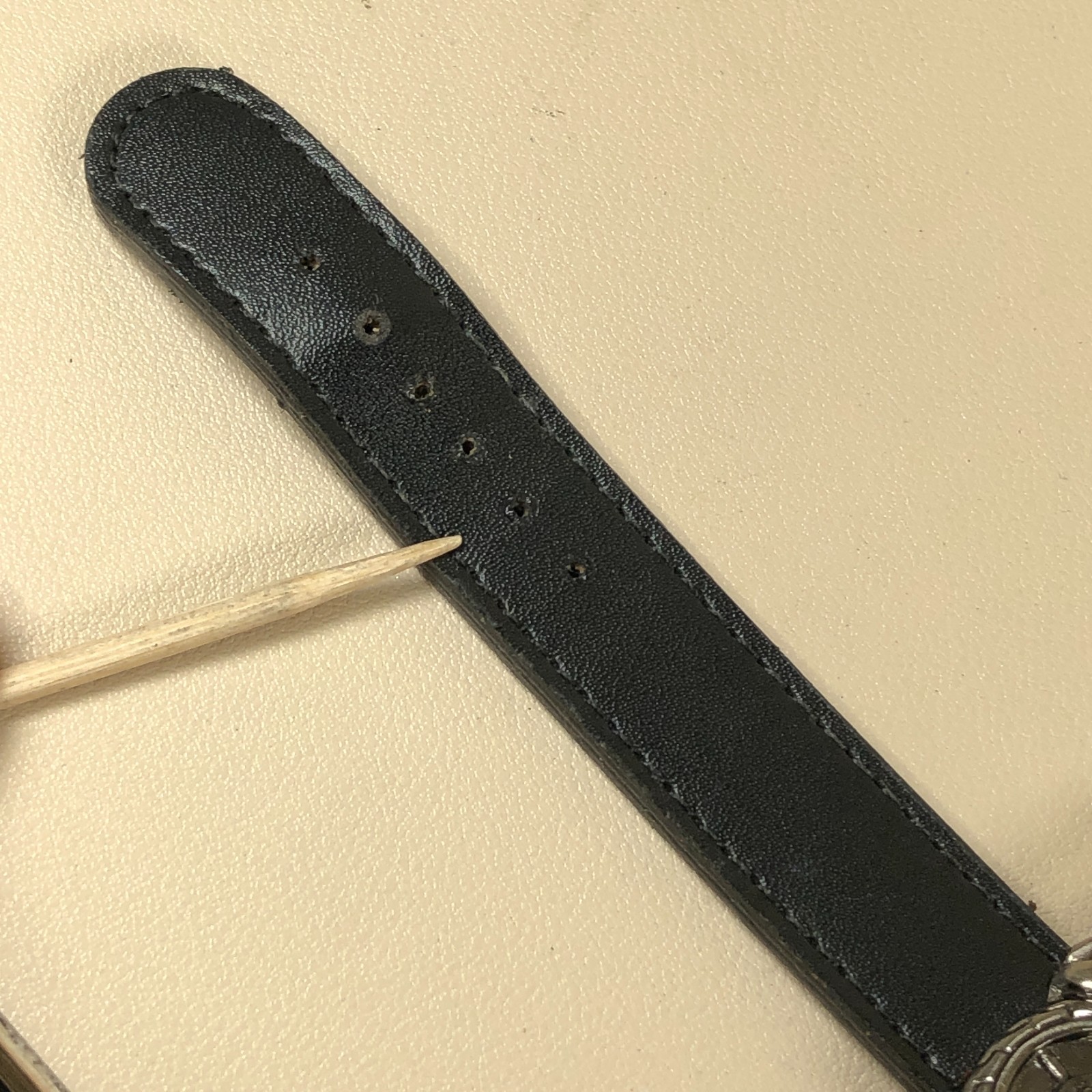 Vintage Da Vanci Men Dress Leather Motorcycle Quartz Analog 28mm Watch 7 1/4″