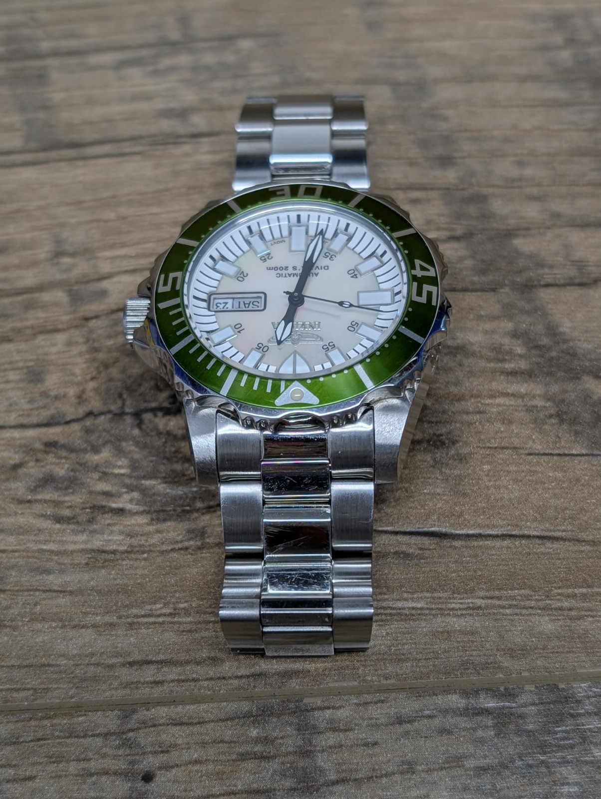 Invicta 2844 Automatic Pro Diver Green Bezel MOP Dial Watch Box Papers