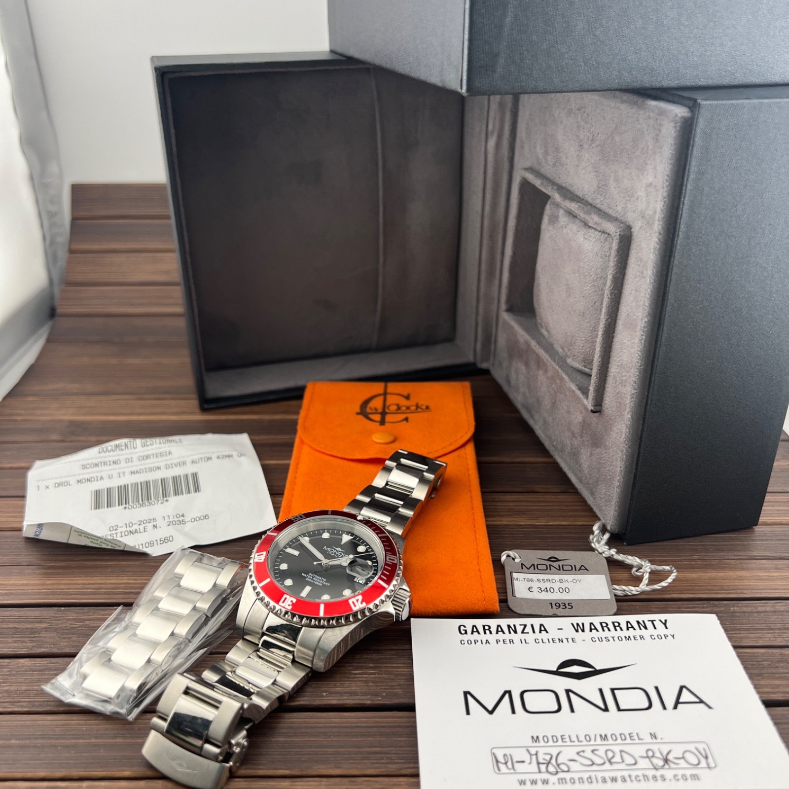 Mondia Madison Diver 786 MI-786-SSRD-BK Automatic Watch 20 ATM Screw-Down