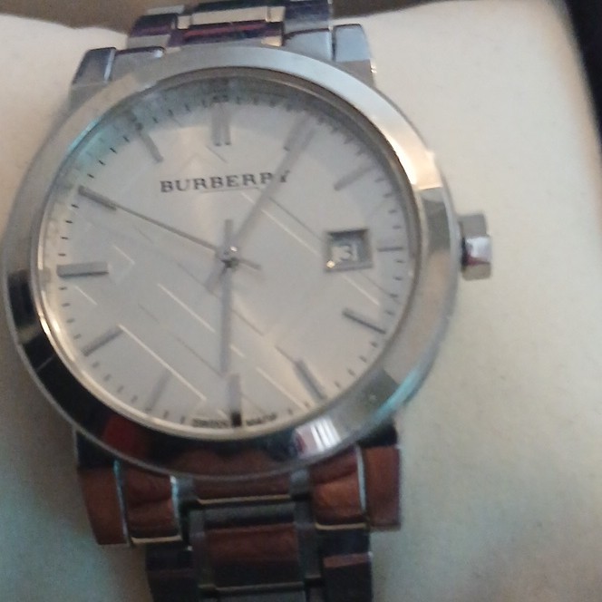 Burberry Analog Silver Dial Date Watch, Stainless Steel Bracelet, Round