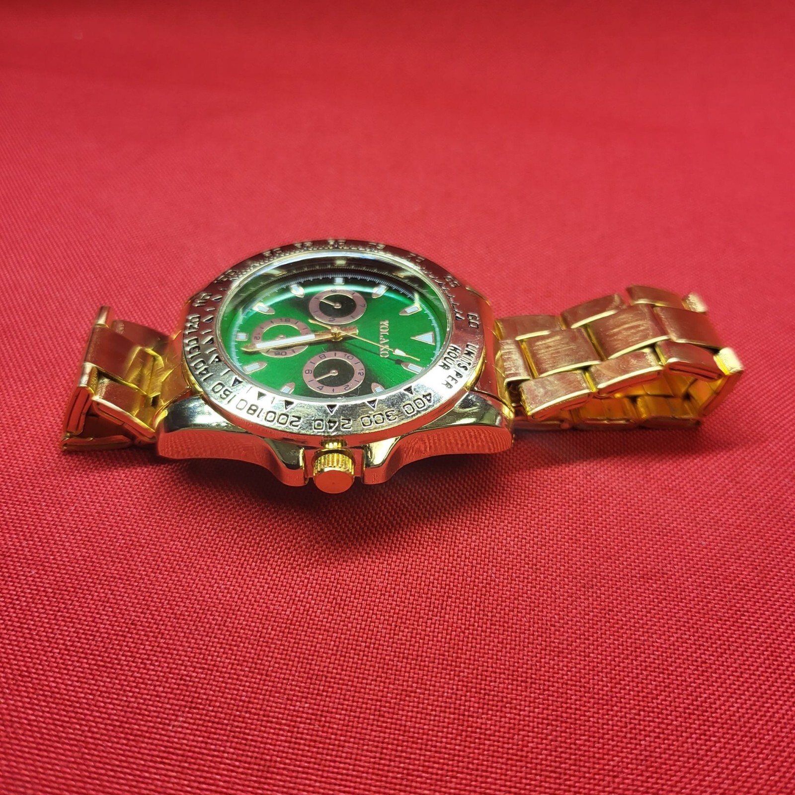 Yolako Watch Luxury Mens Green Gold Metal Round Pointer Quartz Watch Fancy
