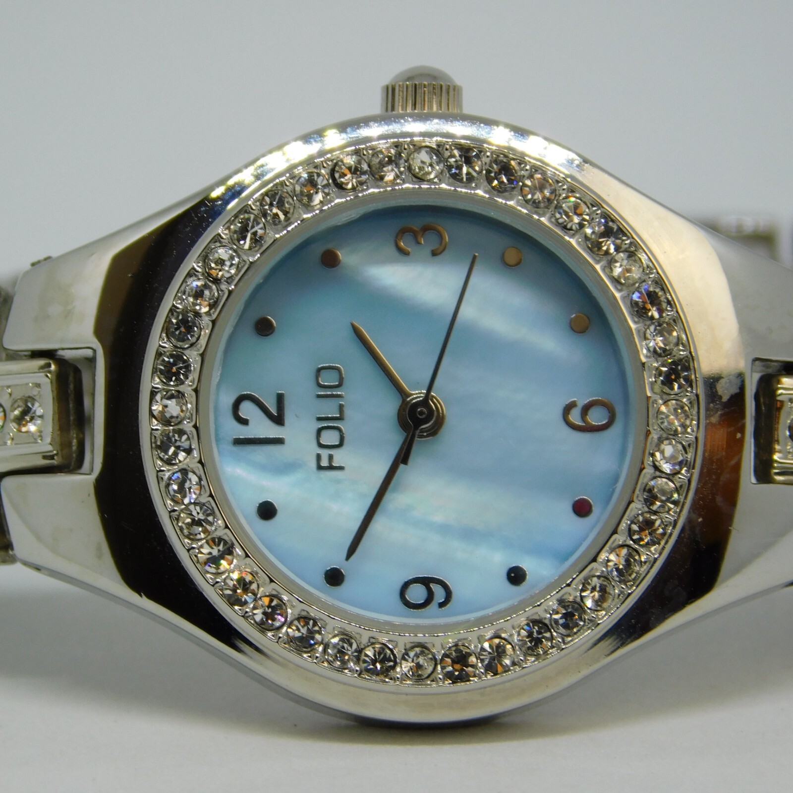 FOLIO FMDFOL051 Silver Tone Quartz Analog Women’s Watch Sz. 6 1/4″ New Battery