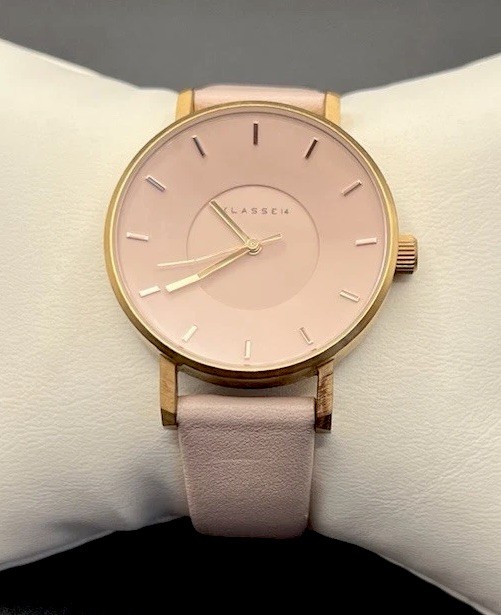 Unique Klasse 14 Volare, 6.9”Leather Band, WR 50M, 36mm Case, Works Great