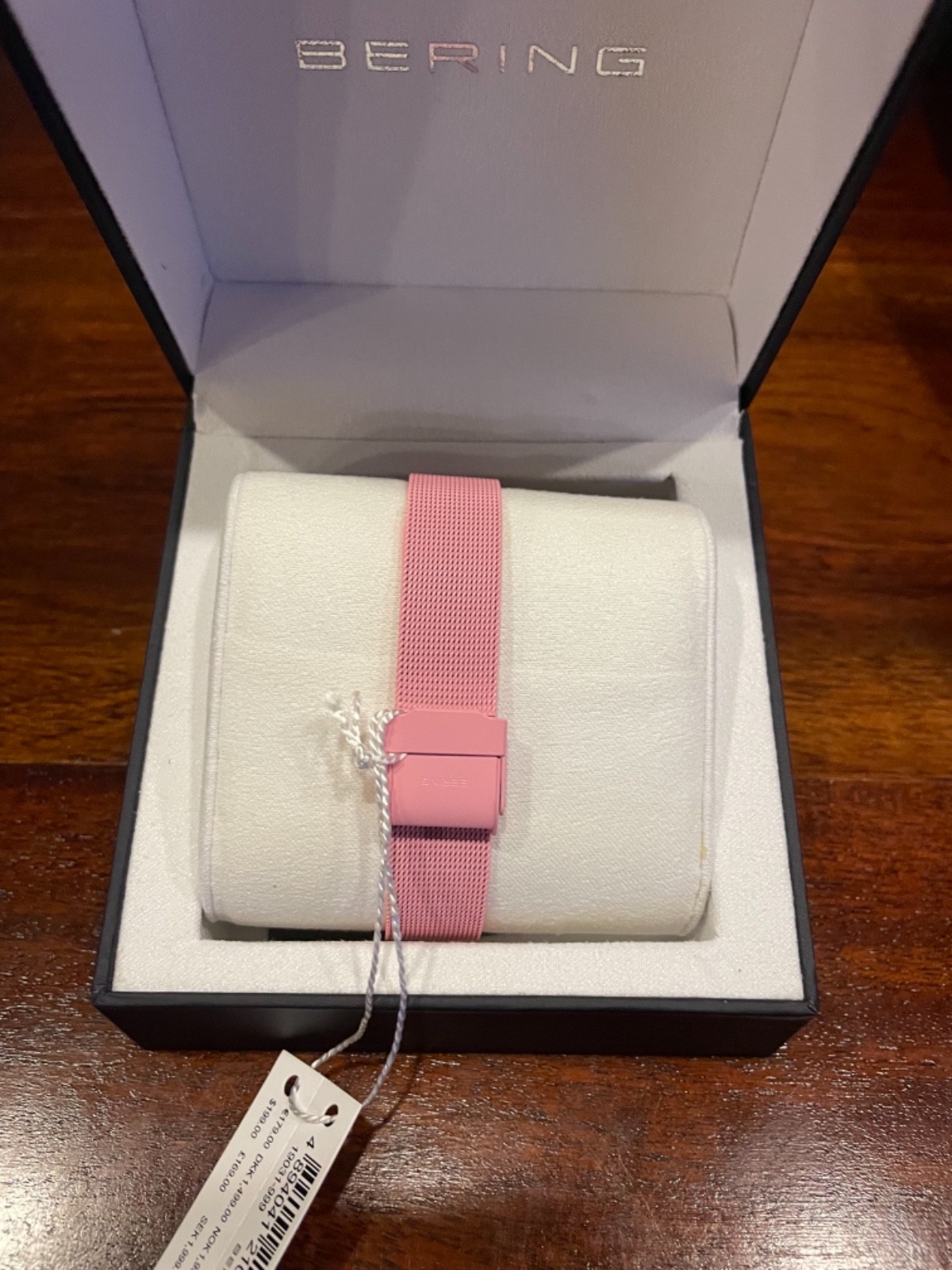 Bering Classic Aurora (Model 19031-999) Pink Women’s Watch the Classic Auro