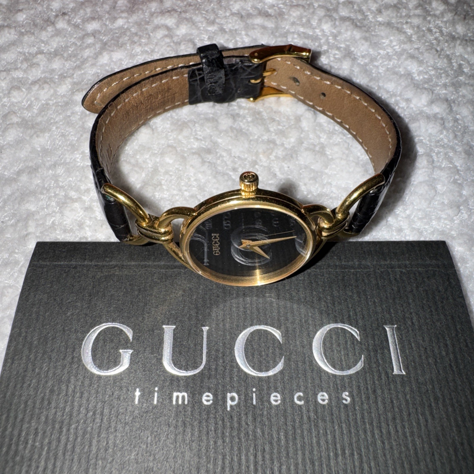Vintage Authentic Gucci Women’s Watch Model 6000 Gold Plated Swiss Made
