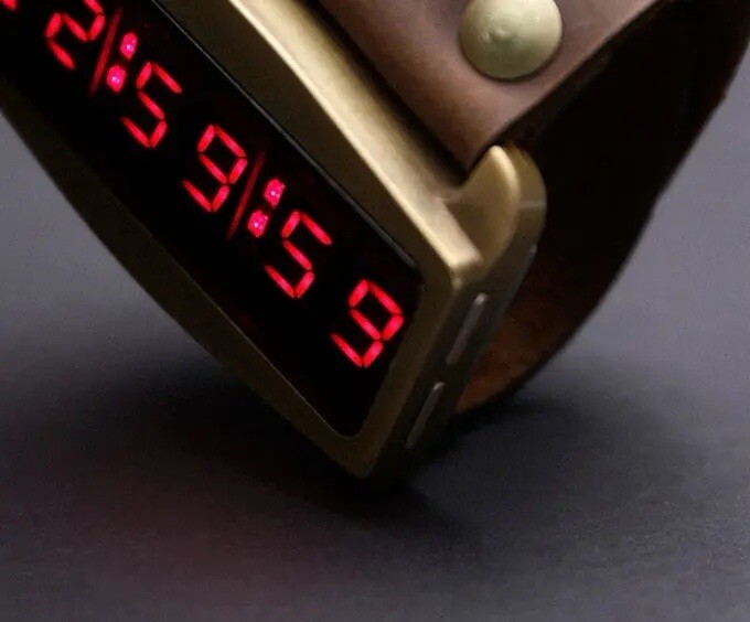 Magic Tiger Escape from New York Digital Watch