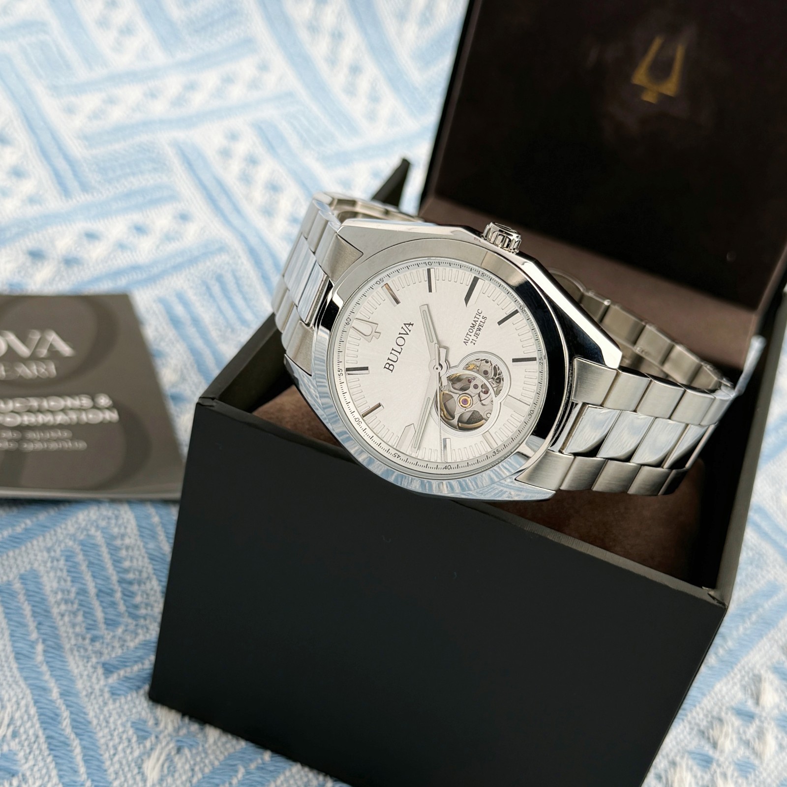 New Bulova Surveyor Automatic Men’s Watch silver Dial 42mm/96A274