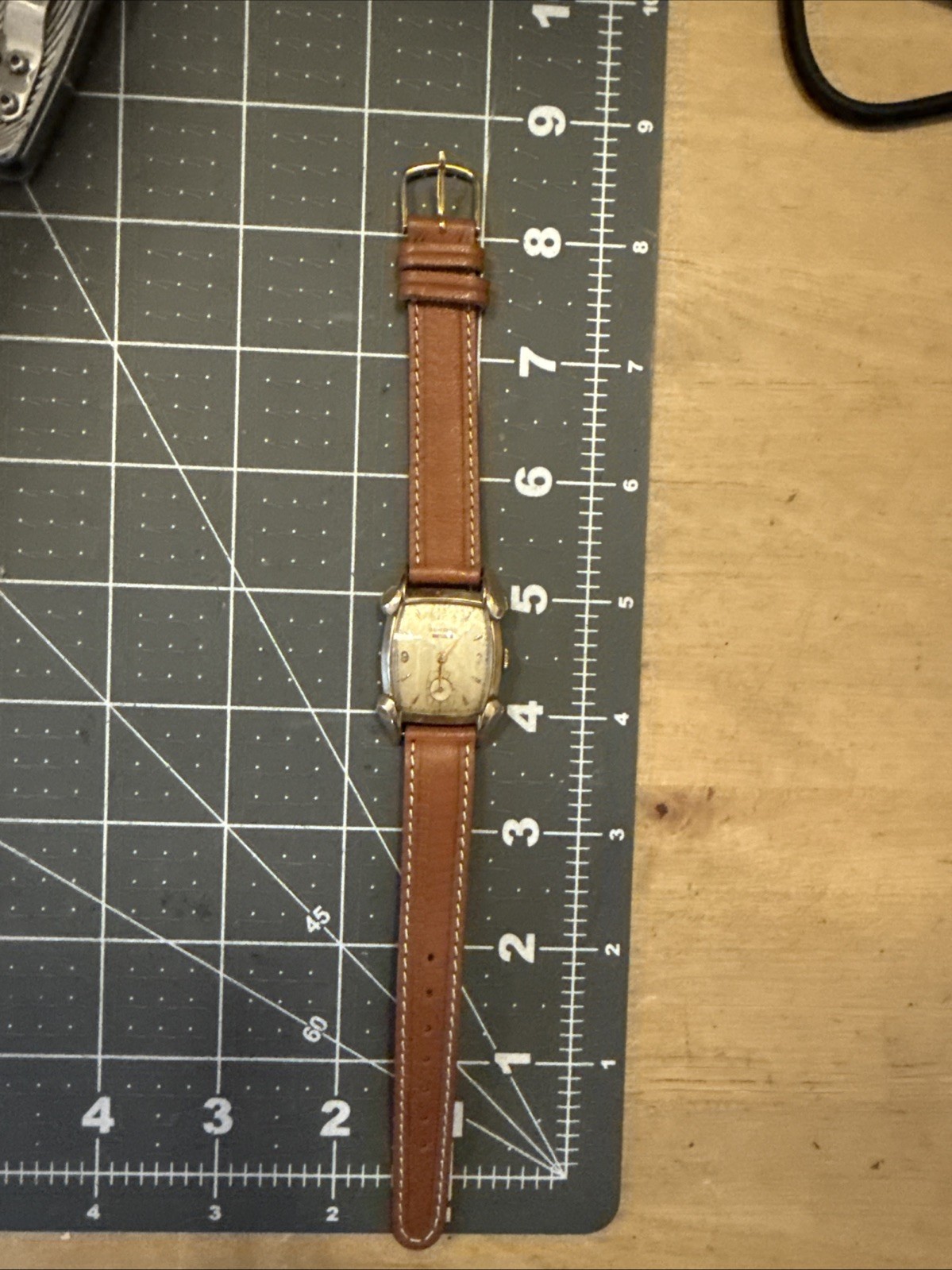 10K Gold Filled Benrus Tank style Vintage watch sub second Fancy lugs