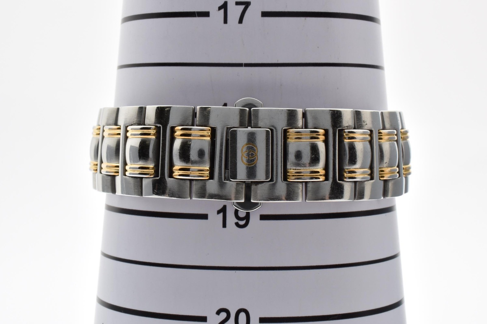 [Exc+5] GUCCI 9040M Quartz Ivory Dial Date Two-Tone Stainless Men’s Watch 18cm