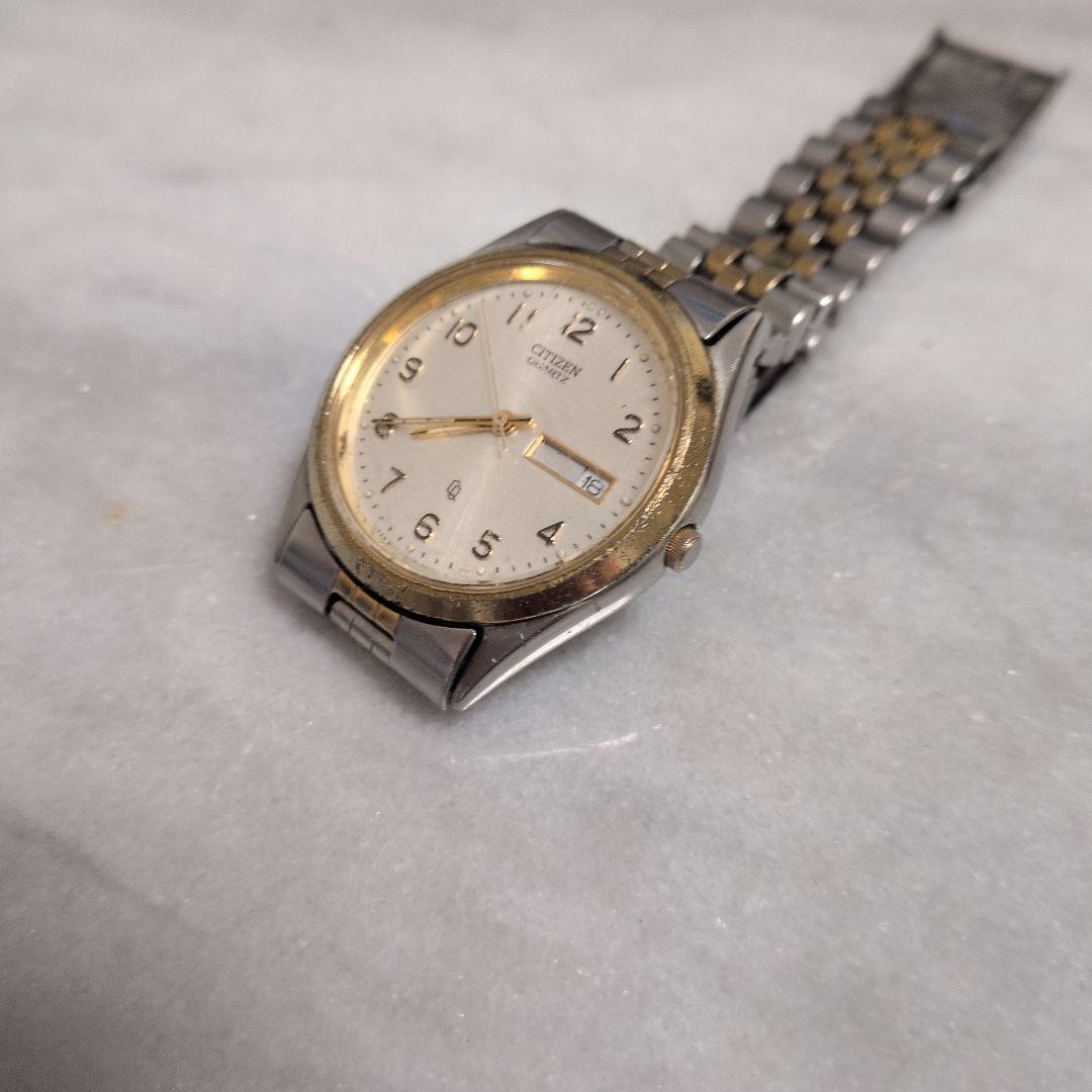 CITIZEN QUARTZ men’s watch, two-tone color. Working condition!