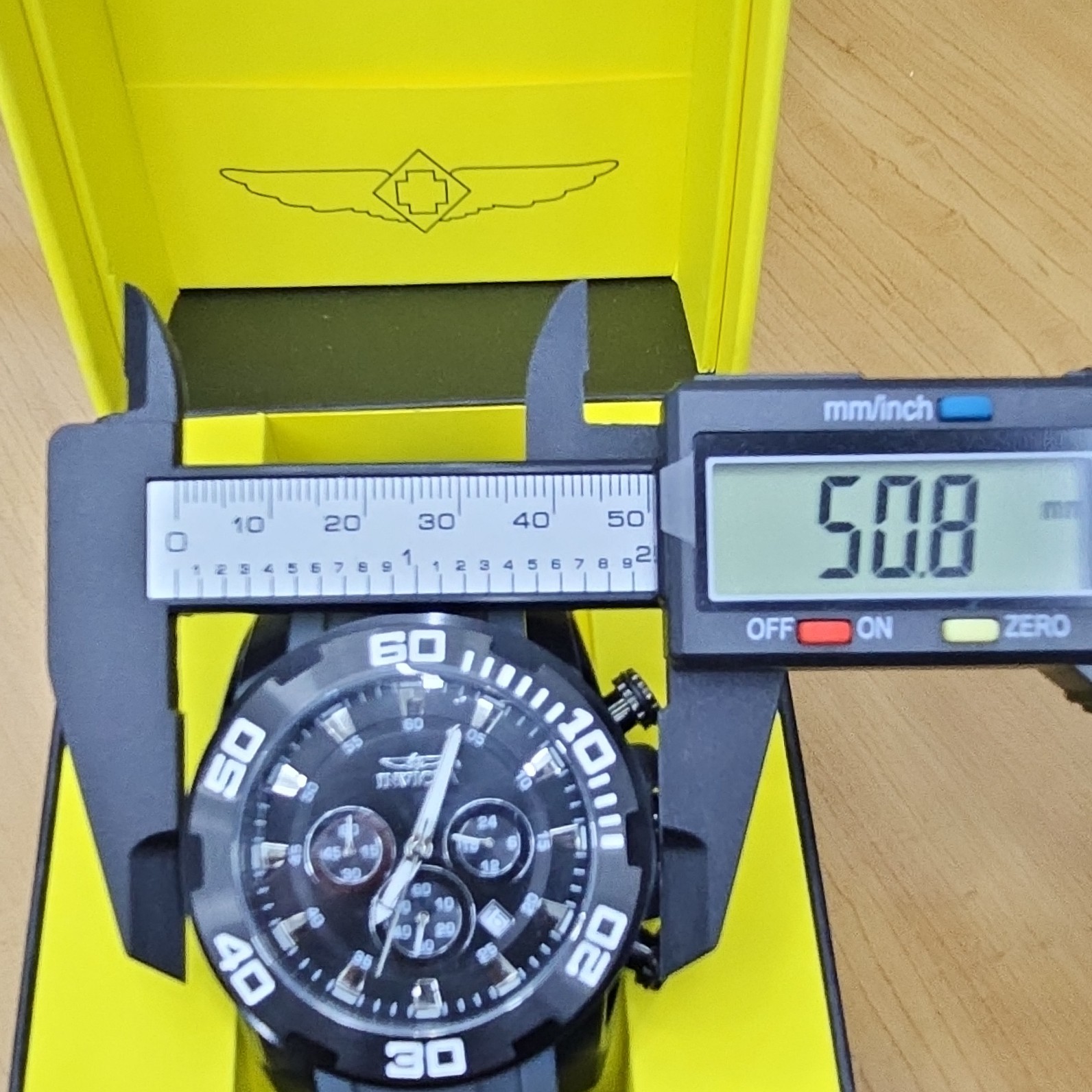 Invicta Pro Diver Men’s Quartz Chronograph 50.8mm Black Dial Gray Strap