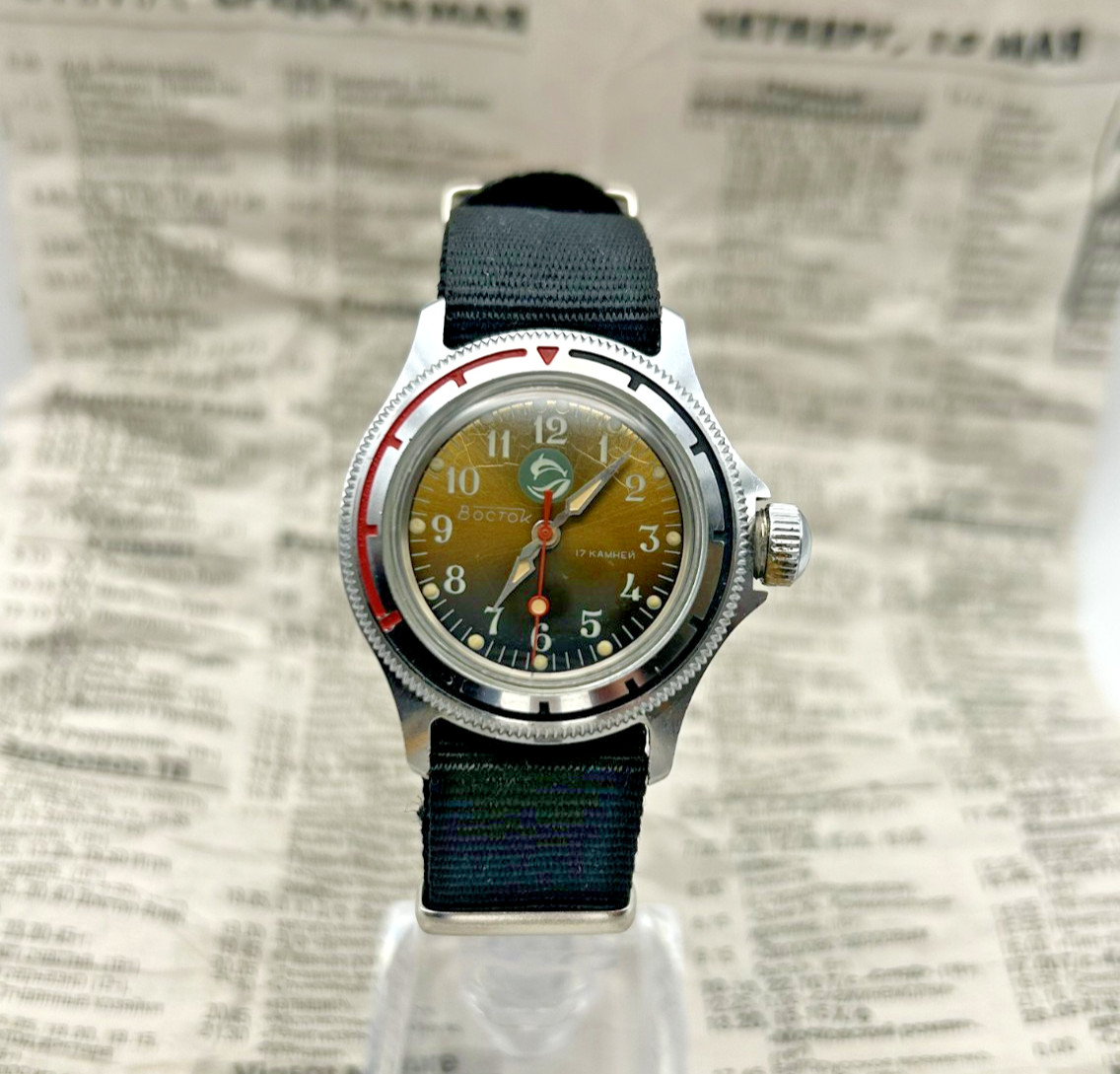 Rare Vintage Vostok (Восток) “Cadet Dolphin” Mechanical Watch | 17J | USSR