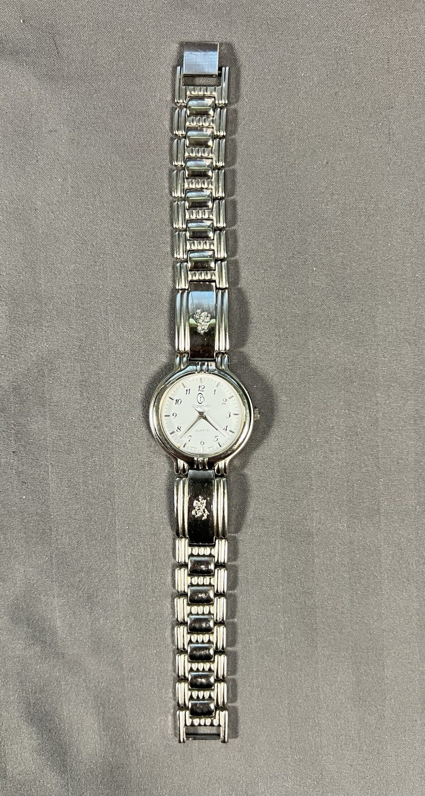 Calvin Hill Silver Tone Quartz Watch 30mm Case 7.75″ Bracelet New Battery Works!