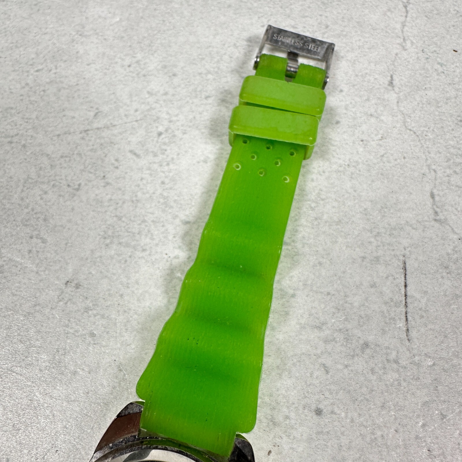 Disney Watch Womens 29mm Tinker Bell Pave Crystal Bezel Green Band New Battery