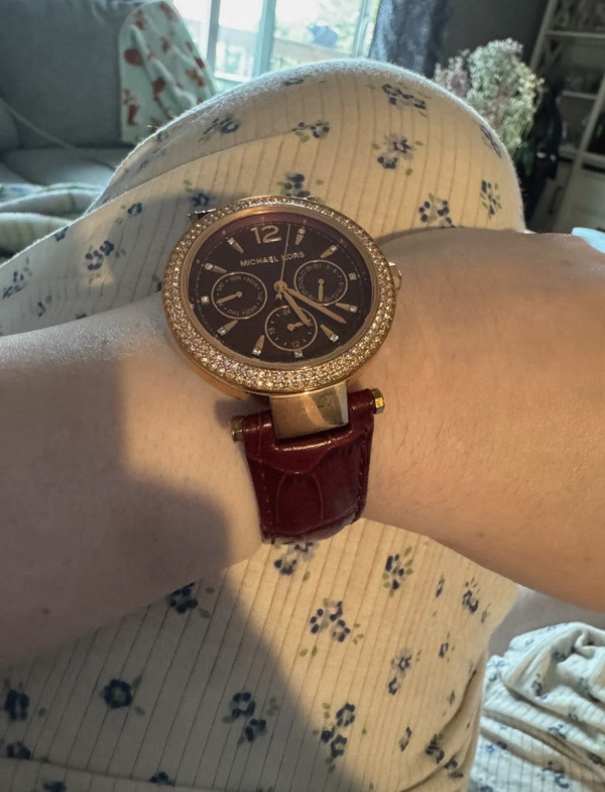 Michael Kors MK-3668 Women’s Burgundy Dial Crystal Bezel Leather Quartz Day/Date