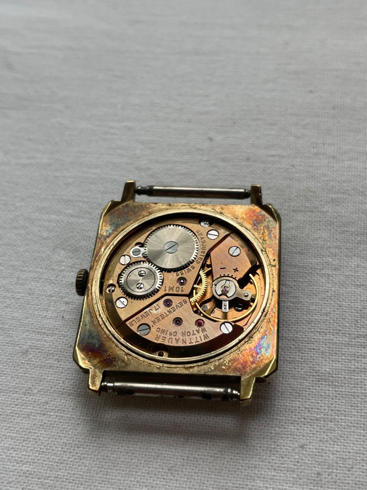 Wittnauer Silhouette 10M1 – gold filled mens watch RUNS – lot 0907