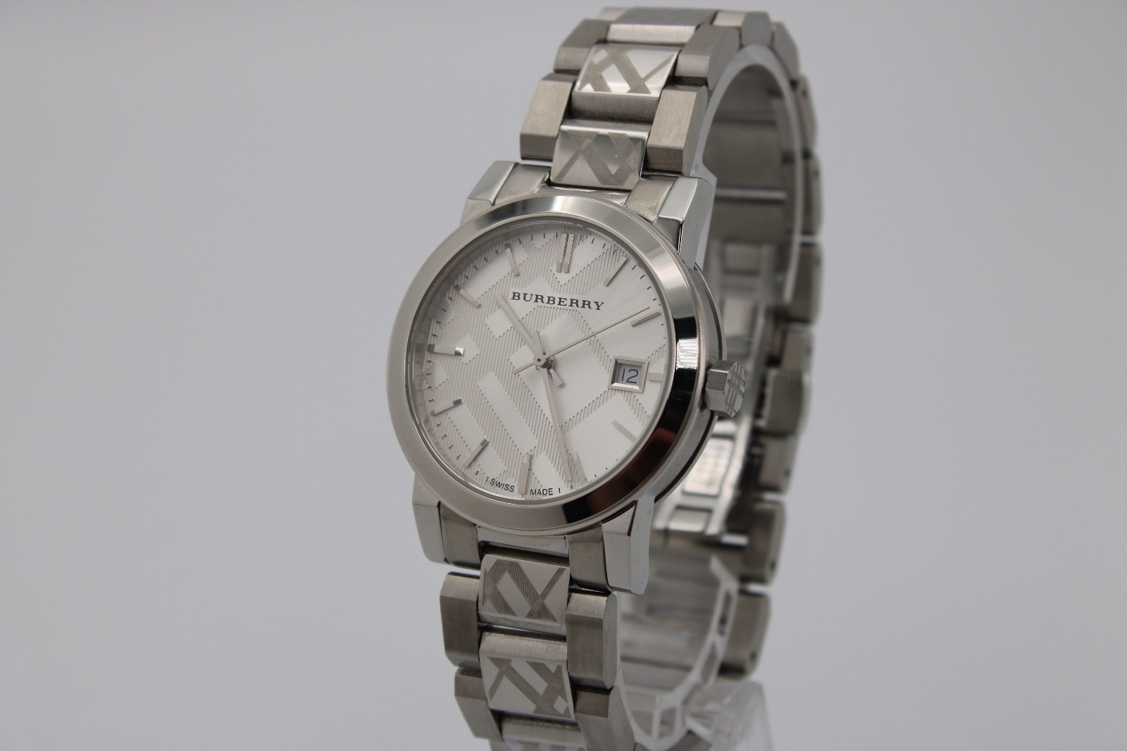 Burberry The City BU9144 Stainless Steel Silver Dial Women’s Watch 34mm